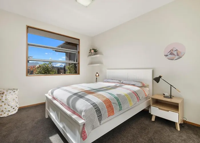 Holiday home Infinity Views - Modern Wanaka